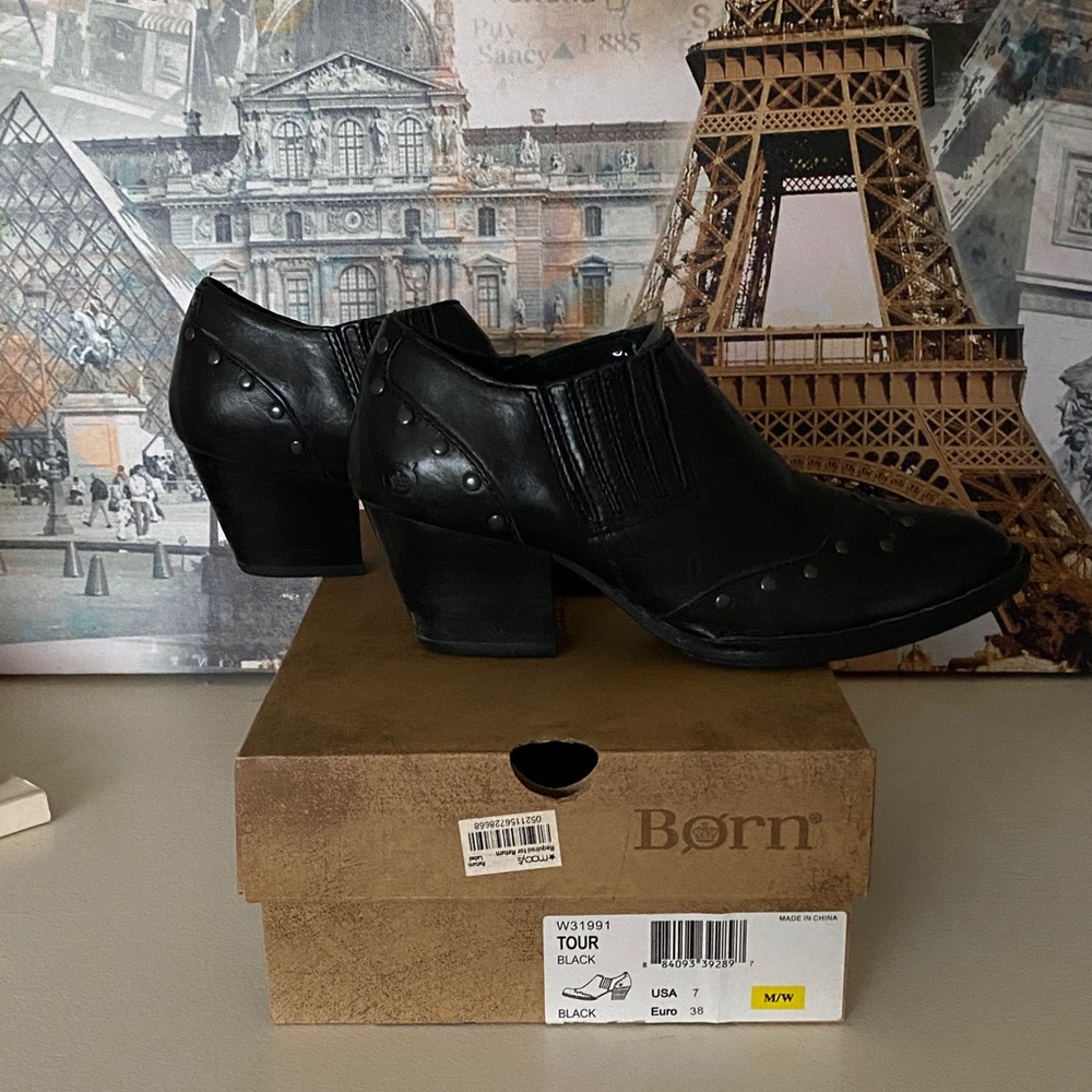 Born Tour Black Leather Western Ankle Boots Stud Detail Women's 7 Moto Festival